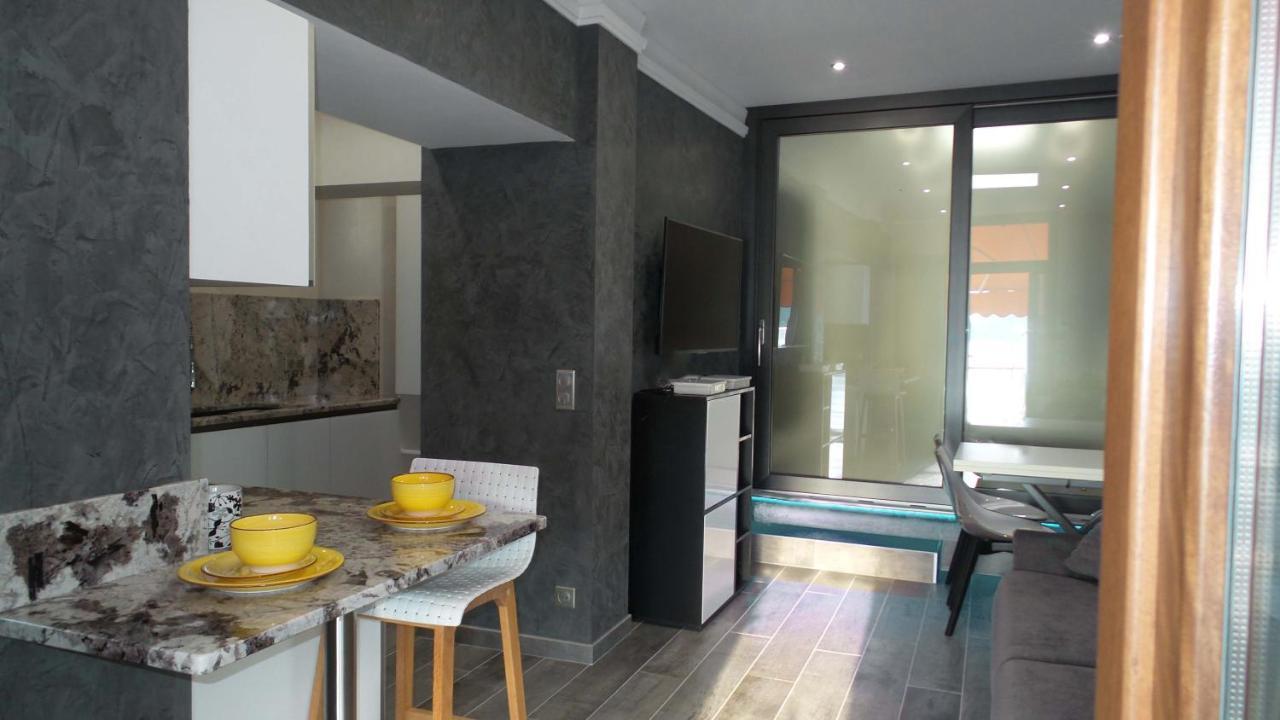 Apartment les Sablettes panoramic sea view Menton Extérieur photo